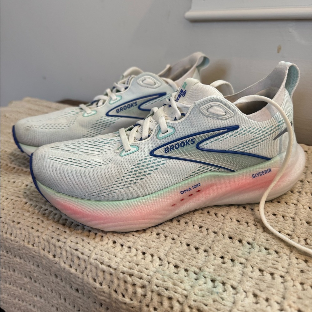 Brooks Glycerin GTS 22- gently used